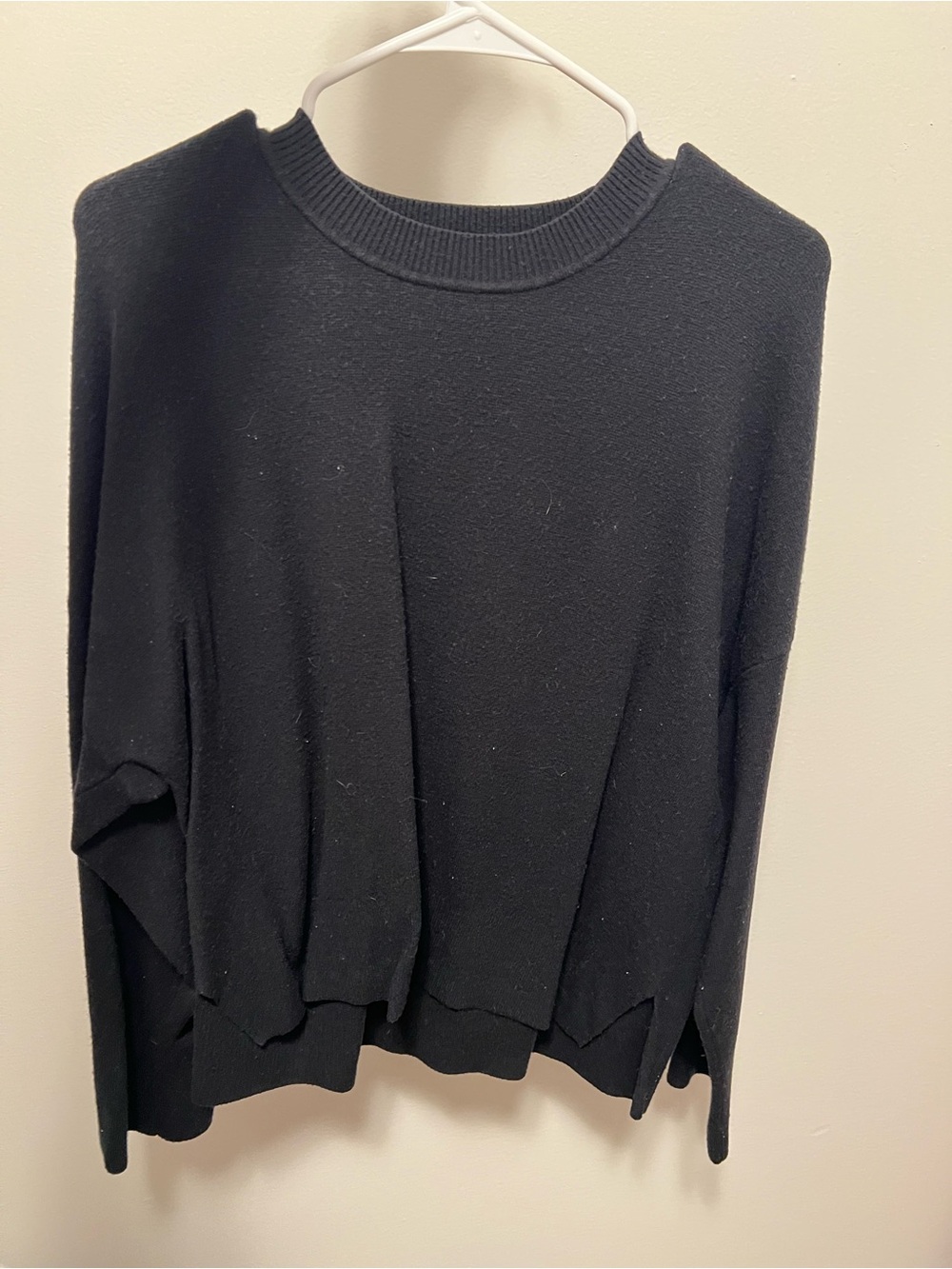 Abercrombie Women's Black Madeline Sweater medium
